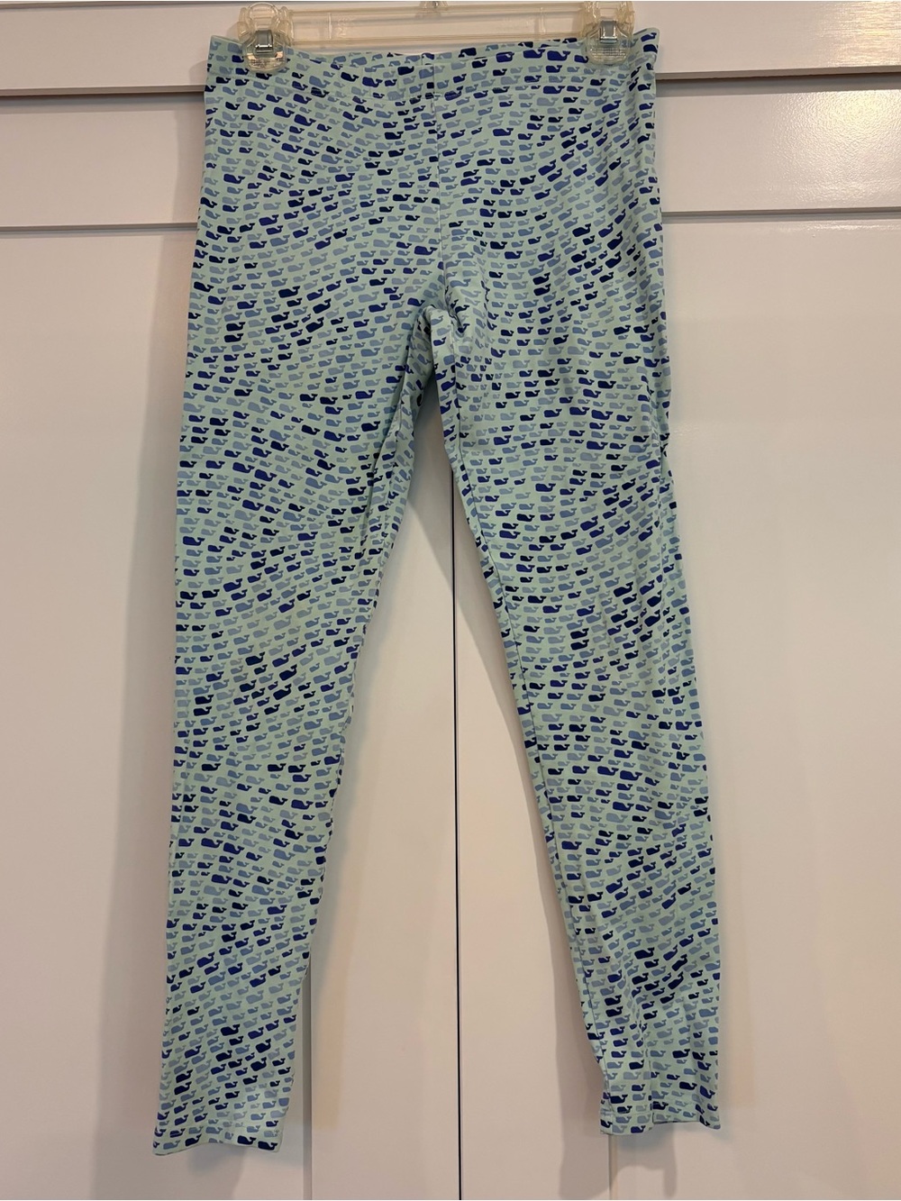 Vineyard Vines XL kids leggings blue whale